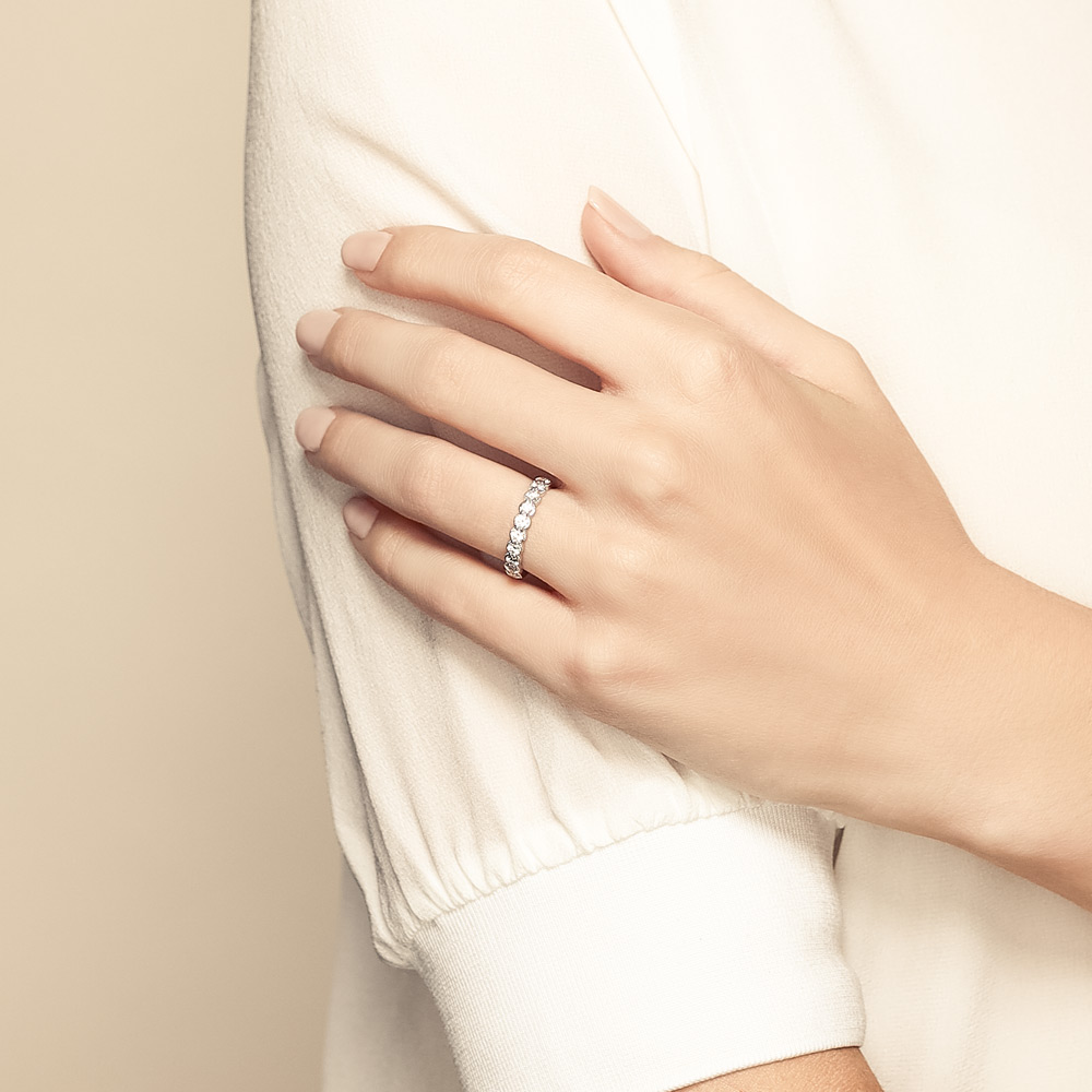 Diamond 10 Stone Milgrain Wedding Band in White Gold