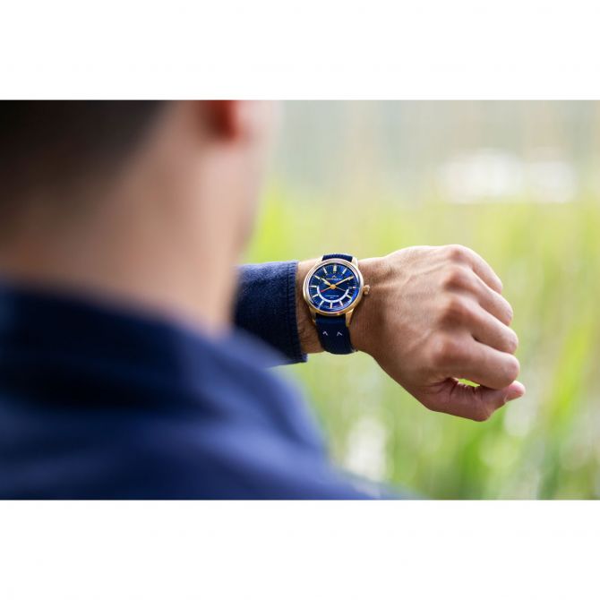 Norqain Freedom 60 GMT 40mm Watch, Limited Edition Midnight Blue