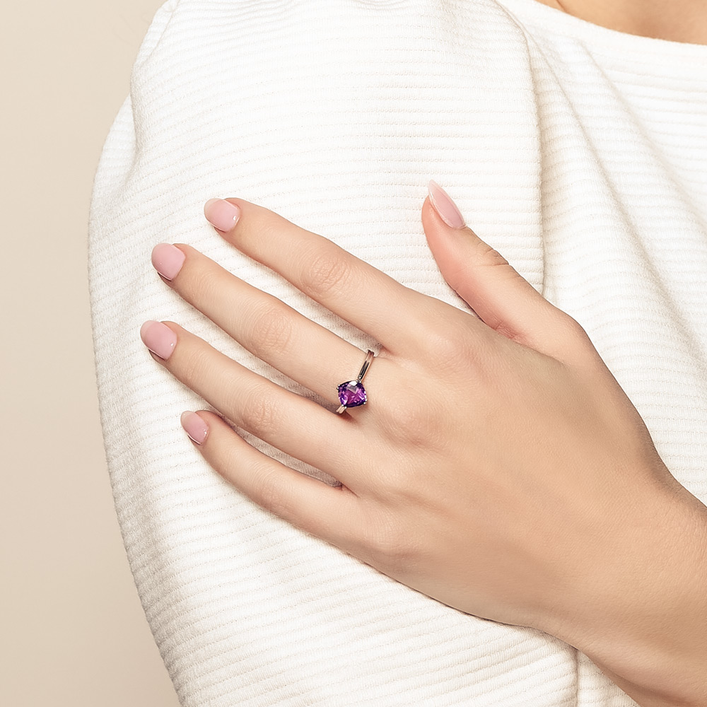 Cushion Amethyst Ring in White Gold