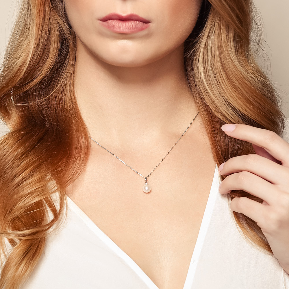 Freshwater Cultured Pearl & Diamond Pendant Necklace in White Gold