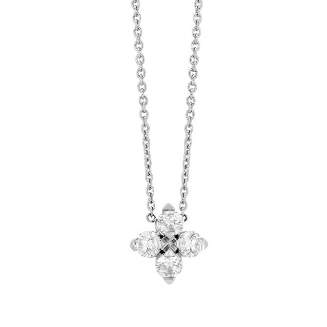 Roberto Coin Love in Verona Diamond Clover Pendant in White Gold, 0.27 cttw, 18"