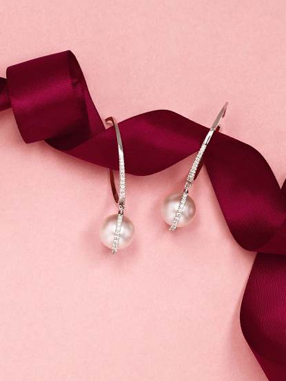 Shop Gifts Under $3000