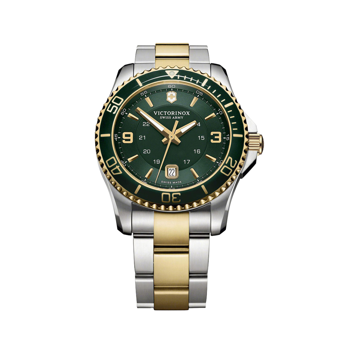 Victorinox Swiss Army Maverick 43mm Watch Green Dial 241605