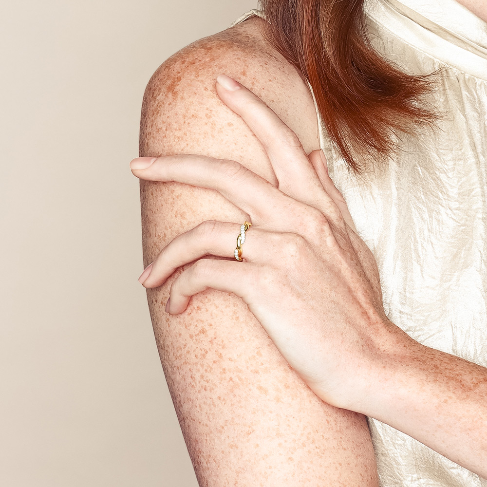 14K Yellow Gold Diamond Twisted Wedding Band, 0.29cttw