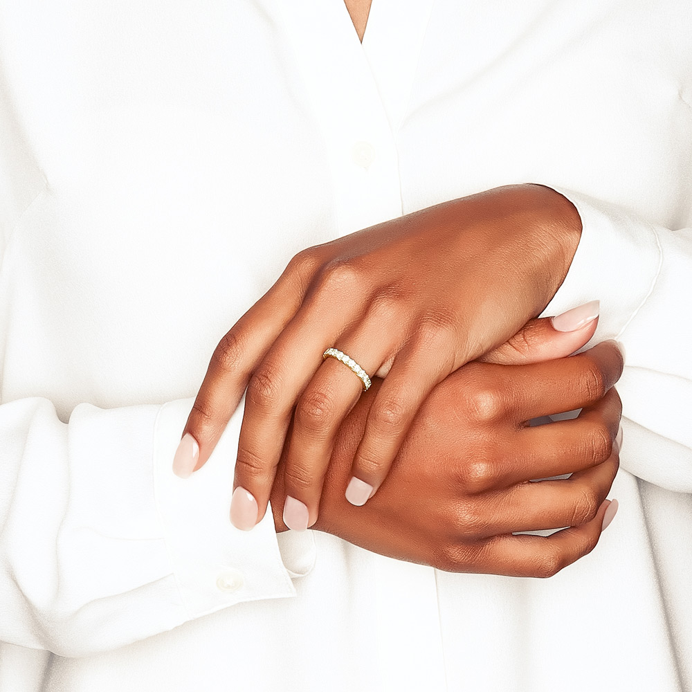 Round Diamond Prong Set Wedding Band in Yellow Gold, 1.00 cttw