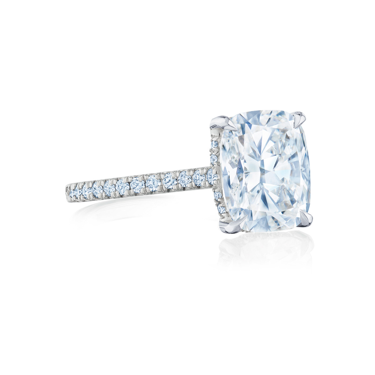 Kwiat Diamond Engagement Ring with Thin Pavé Diamond Band in Platinum