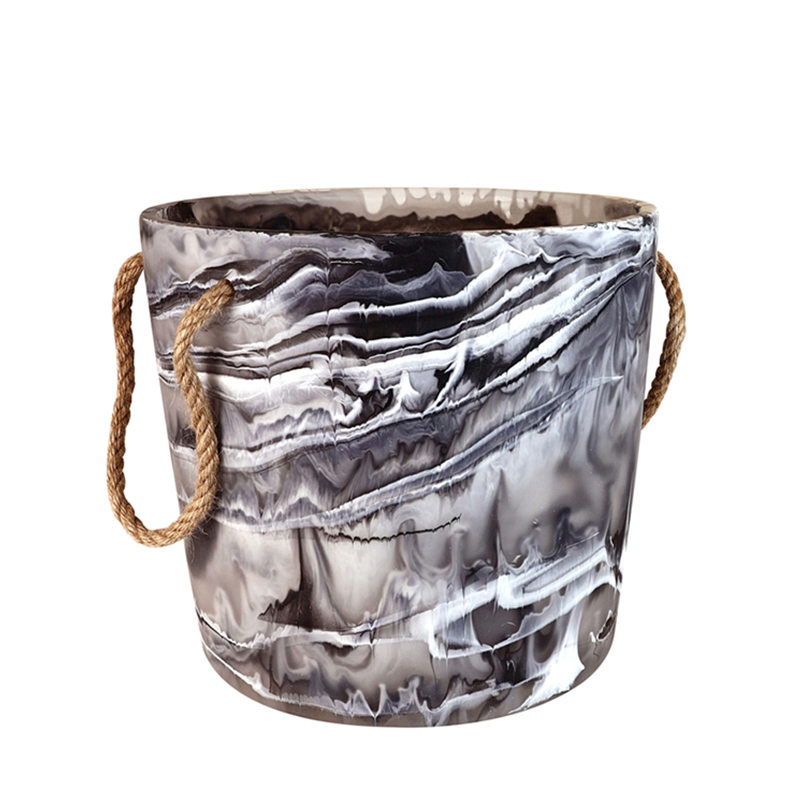 Bar & Wine Accessories