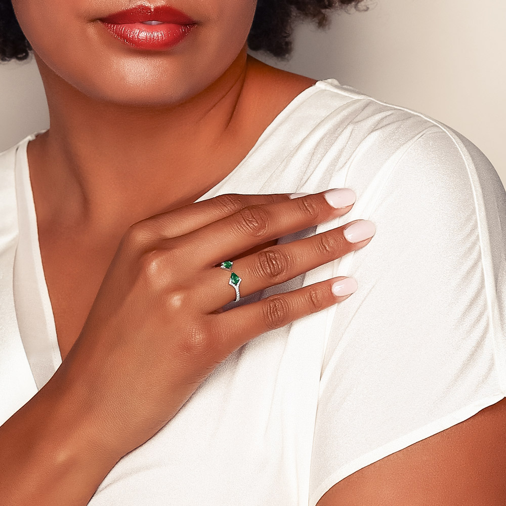 Pear Shaped Emerald & Diamond Pointed Edge Open Band Ring in White Gold