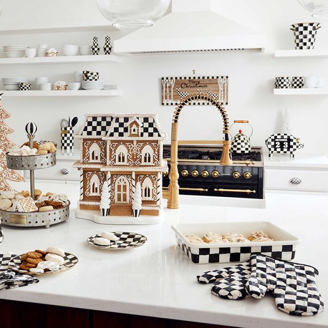 MacKenzie-Childs Courtly Check Enamel Baking Set | 89409-40SET