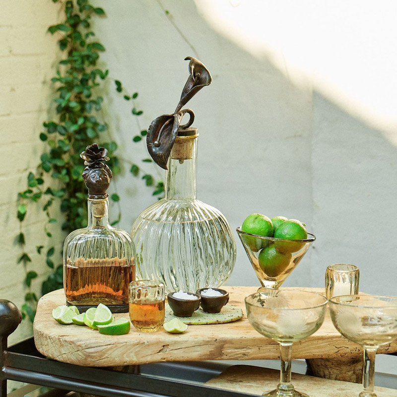 Jan Barboglio Acanalado Lily Decanter