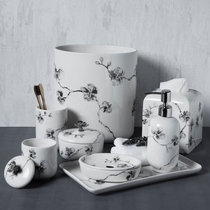 Michael Aram Black Orchid Tissue Box Cover | 110935 | Borsheims
