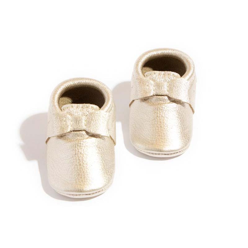 Freshly Picked Bow Moccasin Mini Sole, Platinum Size 3