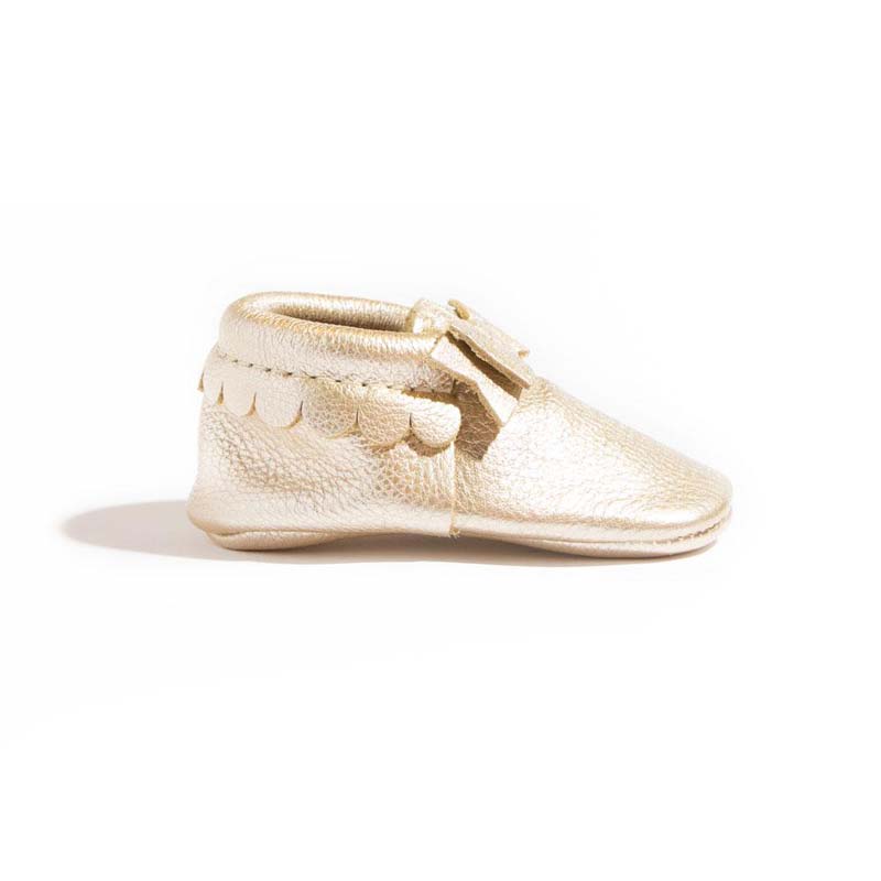 Freshly Picked Bow Moccasin Mini Sole, Platinum Size 3