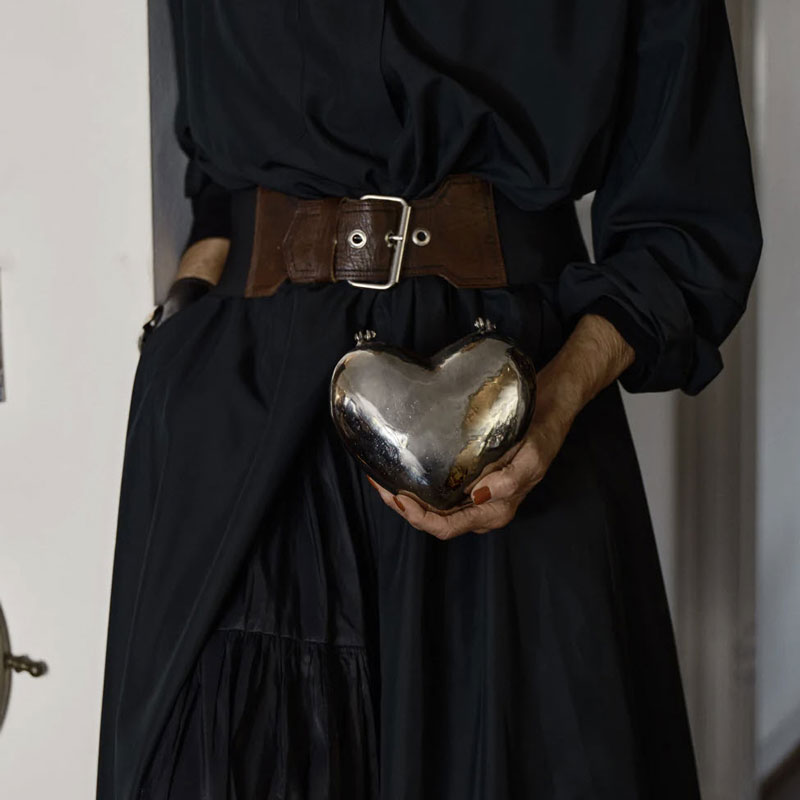 Jan Barboglio Corazon Grande Clutch