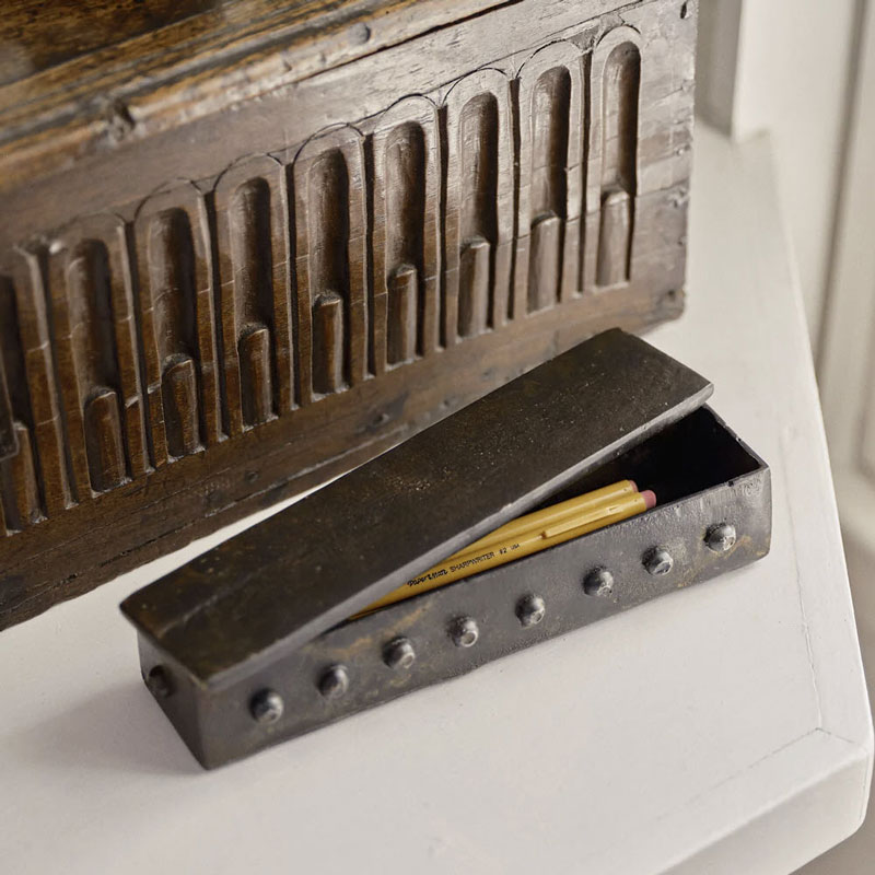 Jan Barboglio Ladrillo Box