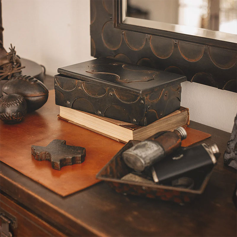 Jan Barboglio Nelson Box