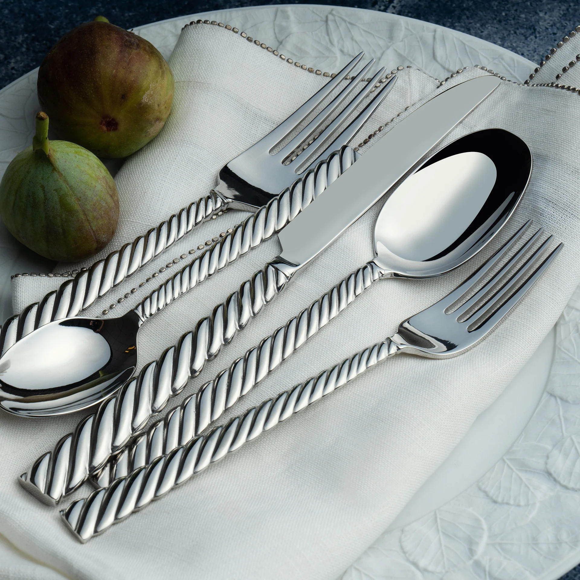 Michael Aram Twist 5 Piece Flatware Set