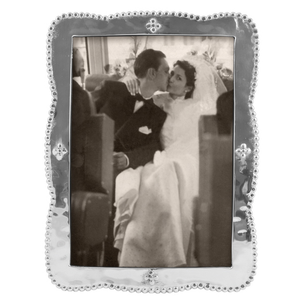 Mariposa Sueno Bordered Frame, 5x7