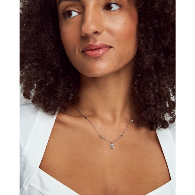 Kendra Scott Nola Short Pendant Necklace in Black Drusy | REEDS Jewelers