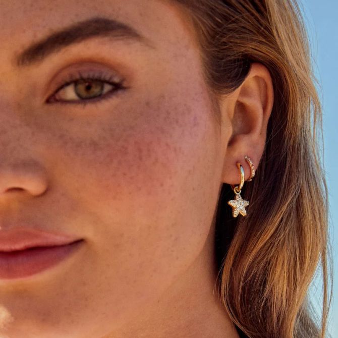 Huggie star earrings deals