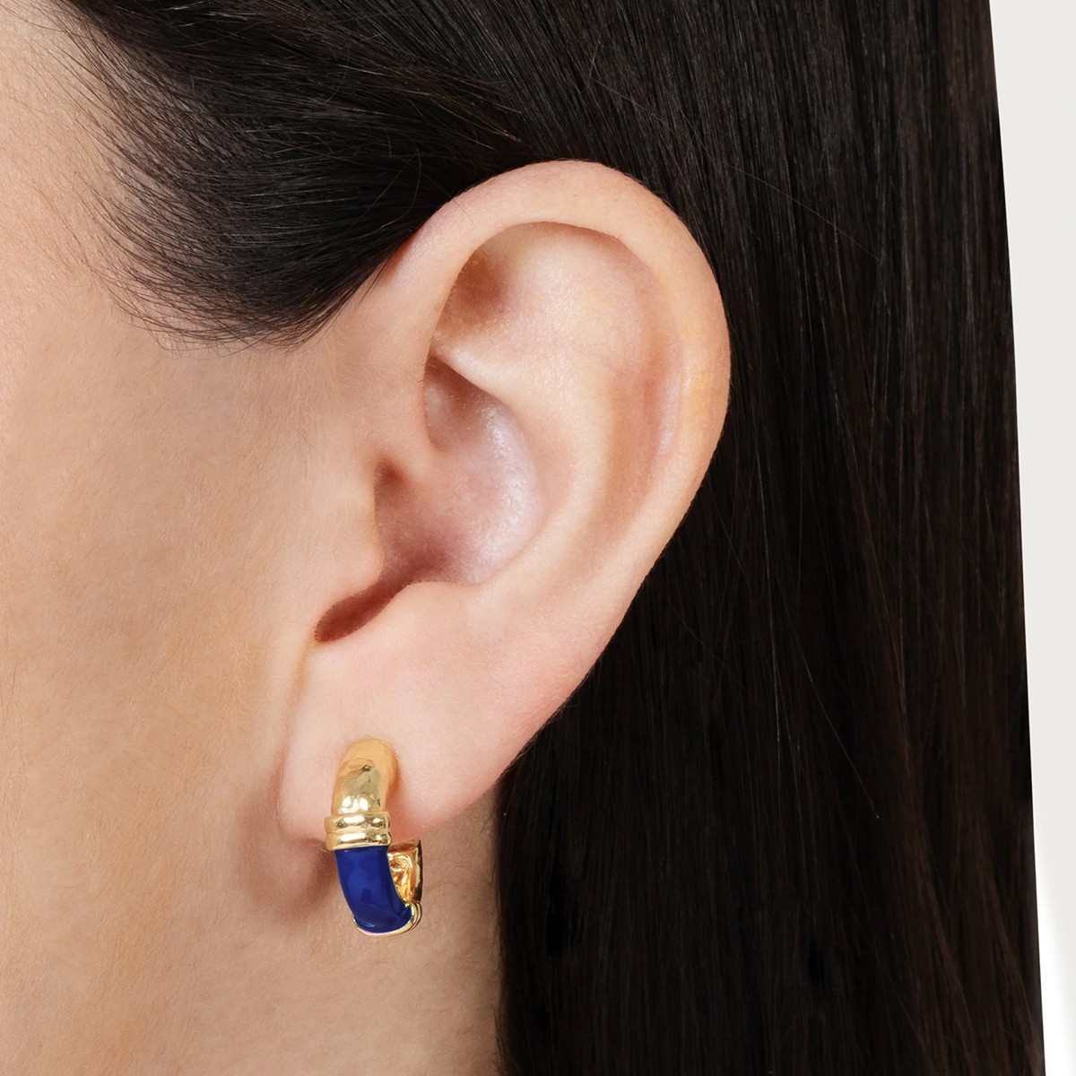 Anabel Aram Forza Huggie Hoop Earrings, Lapis