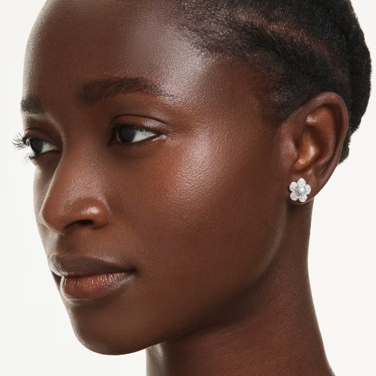 Swarovski Ariana Grande Crystal Pearl Round Cut Flower Stud Earrings, White and Rhodium Plated