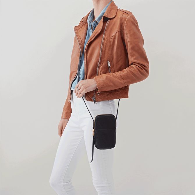 HOBO Fate Small Crossbody, Small | SO-82301BLK | Borsheims