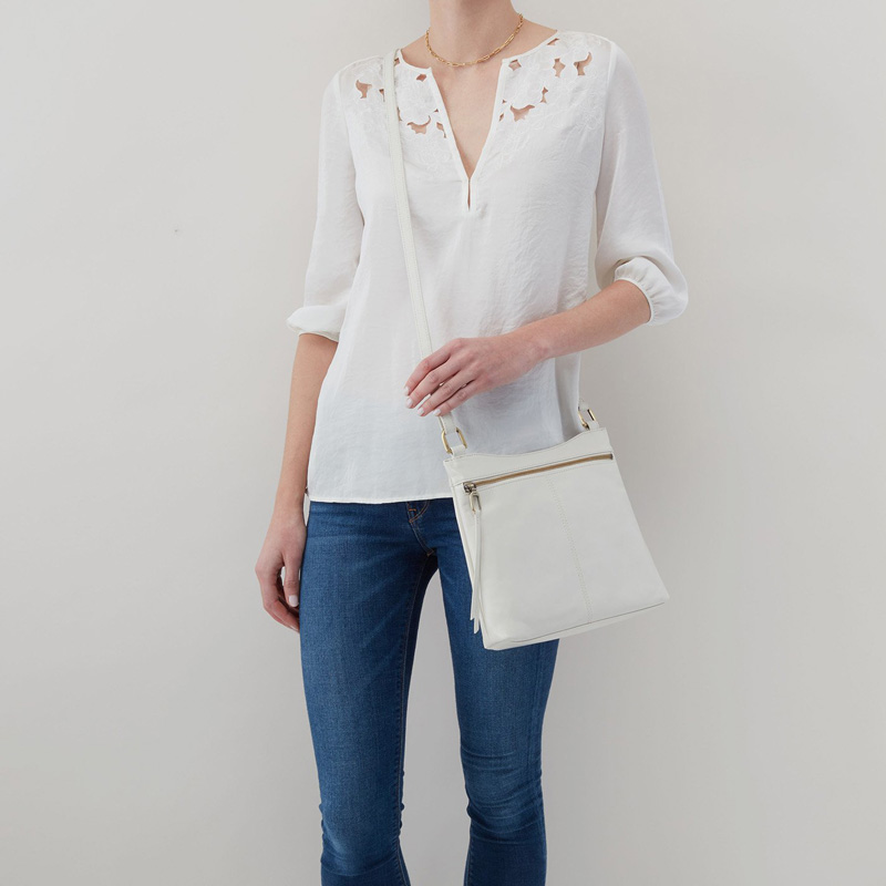 Hobo Cambel Crossbody, Latte