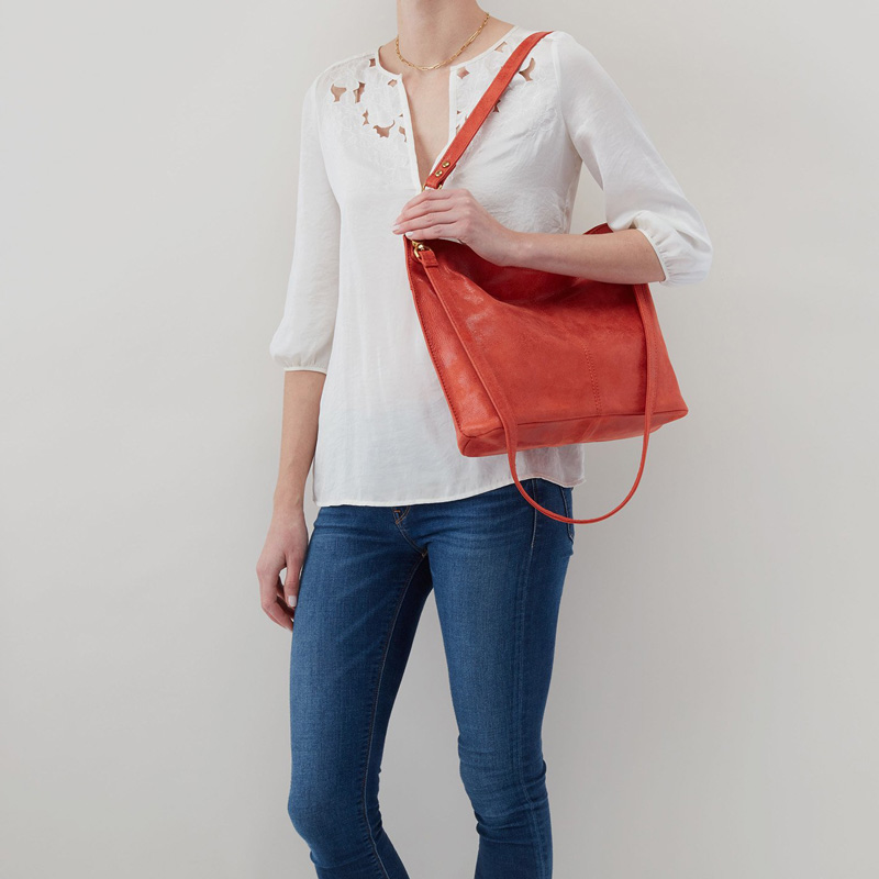 Hobo Pier Shoulder Bag, Lava