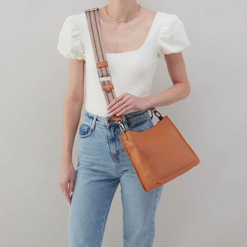 HOBO Cass Crossbody, Butterscotch
