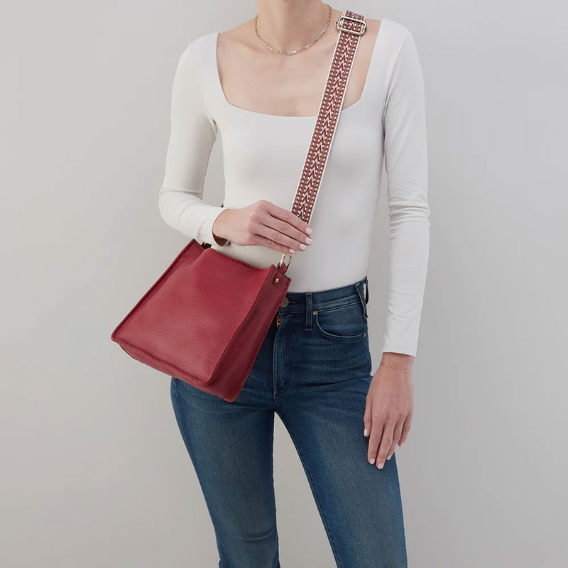 HOBO Cass Crossbody, Wine