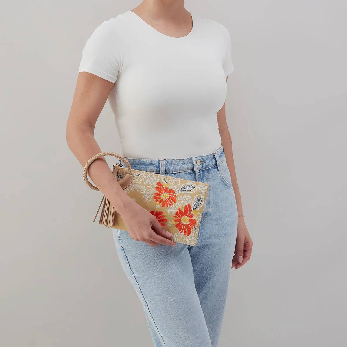 HOBO Sheila Clutch, Sunset Bandana