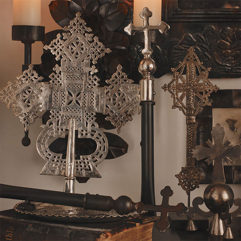 Jan Barboglio Cruz Processional Cross, Nickel Finish