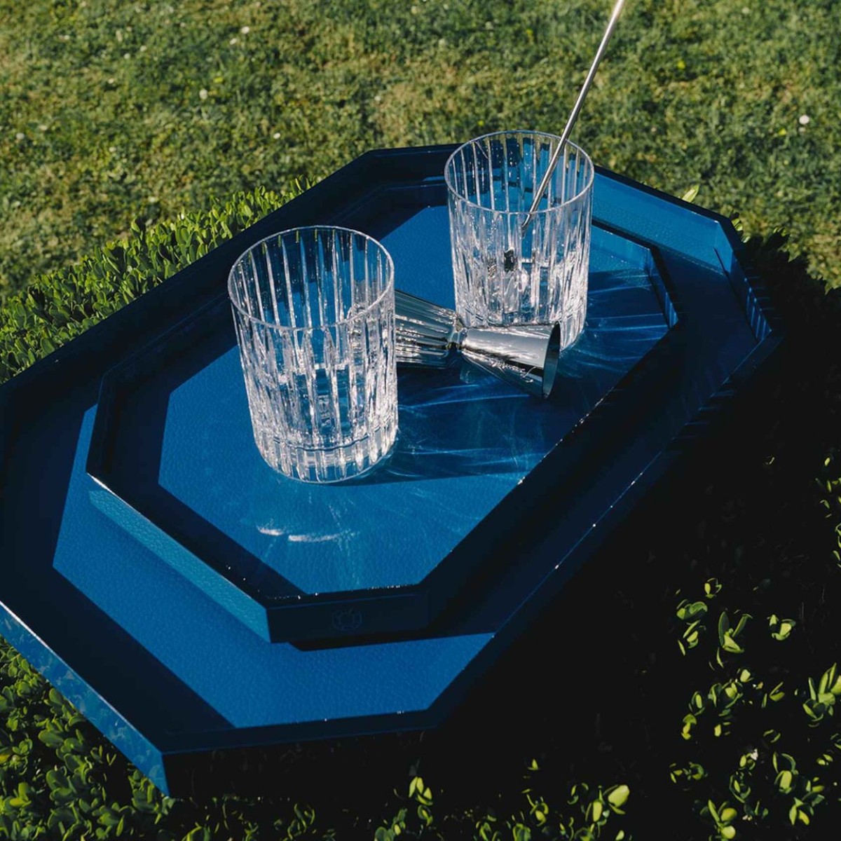 Baccarat Medium Octogone Tray, Blue