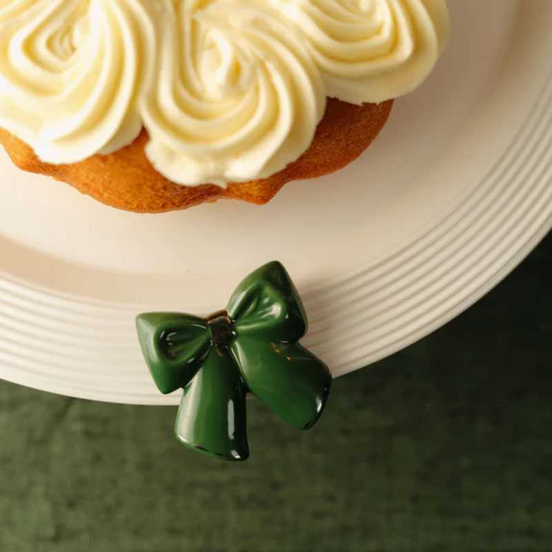 Nora Fleming Wrap It Up Green Bow Mini