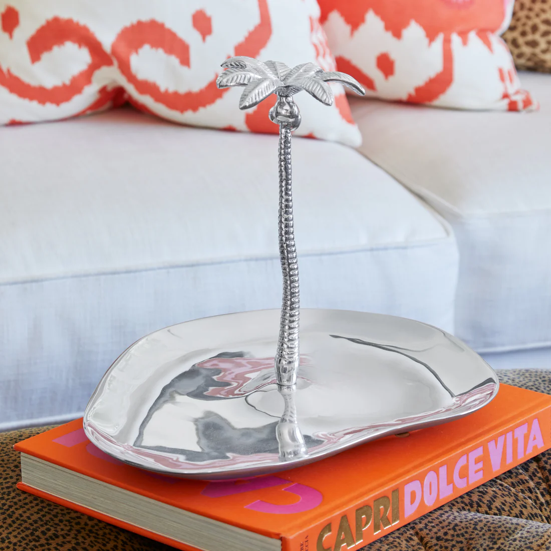 Mariposa Palm Tree Server