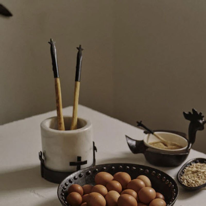 Jan Barboglio Manos de Cocina Serving Set