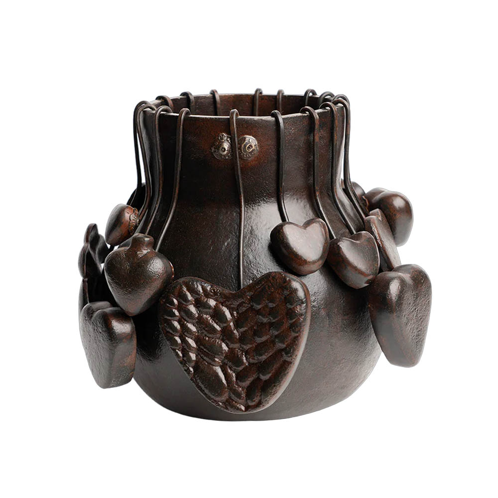 Jan Barboglio Frijolero con Corazon Vase