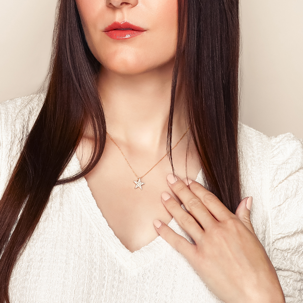Diamond Pavé Star Pendant in Rose Gold, 16