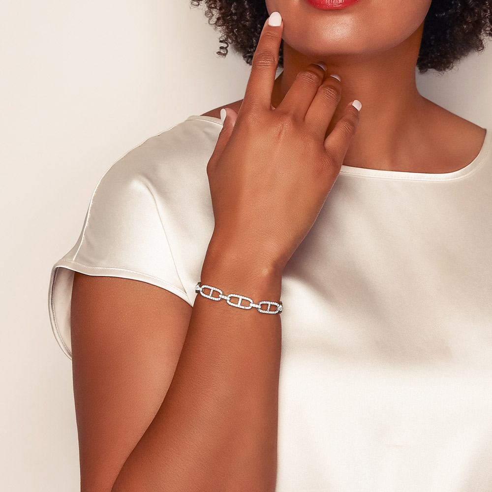 Diamond Oval & Bar Link Bracelet in White Gold, 7