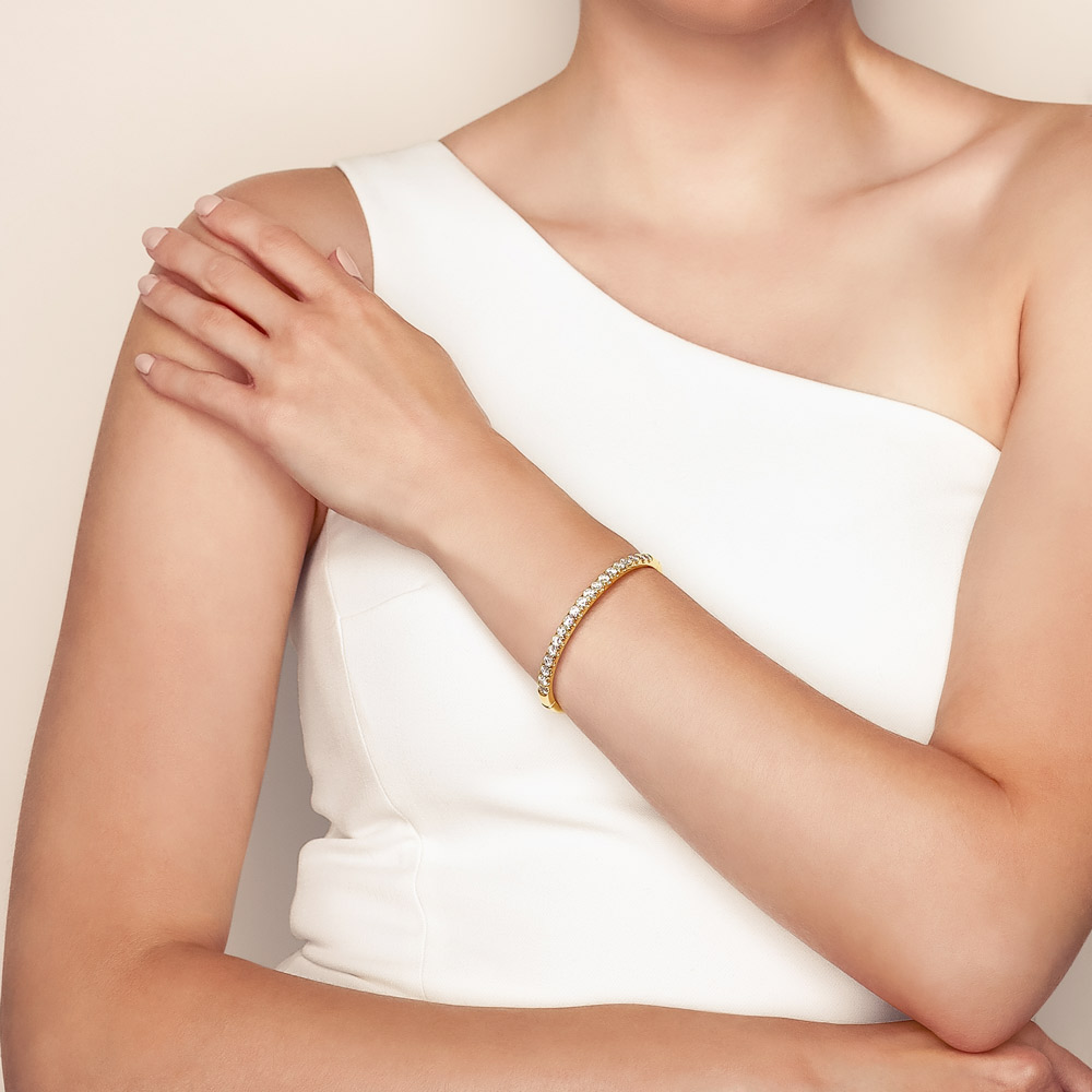 Diamond Bangle Bracelet in Yellow Gold