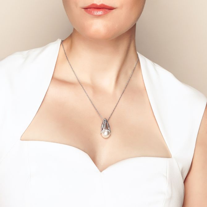 South Sea & Diamond Pendant