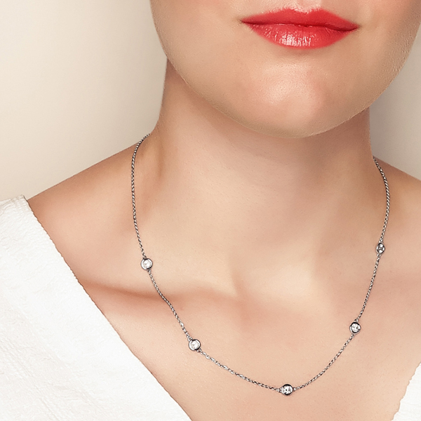 Shop White Gold Necklaces