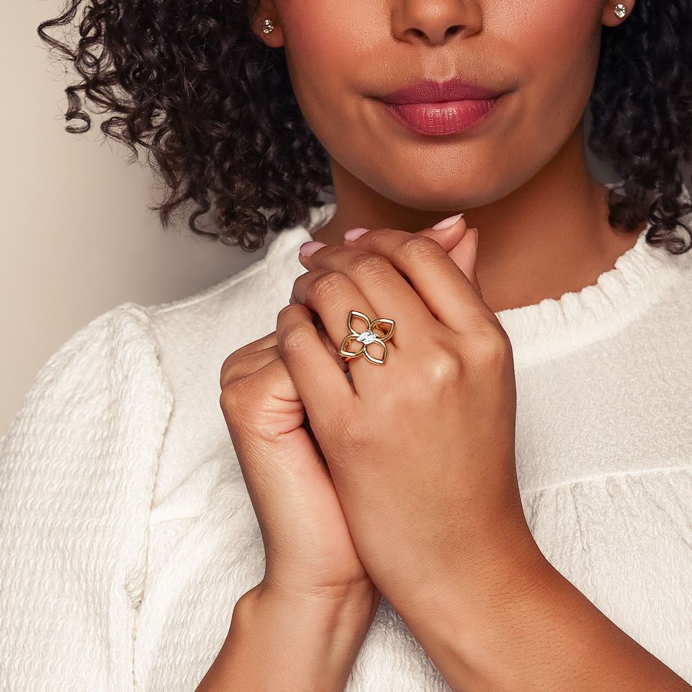 Roberto Coin Cialoma Diamond Pavé Twist Small Flower Ring in Yellow Gold