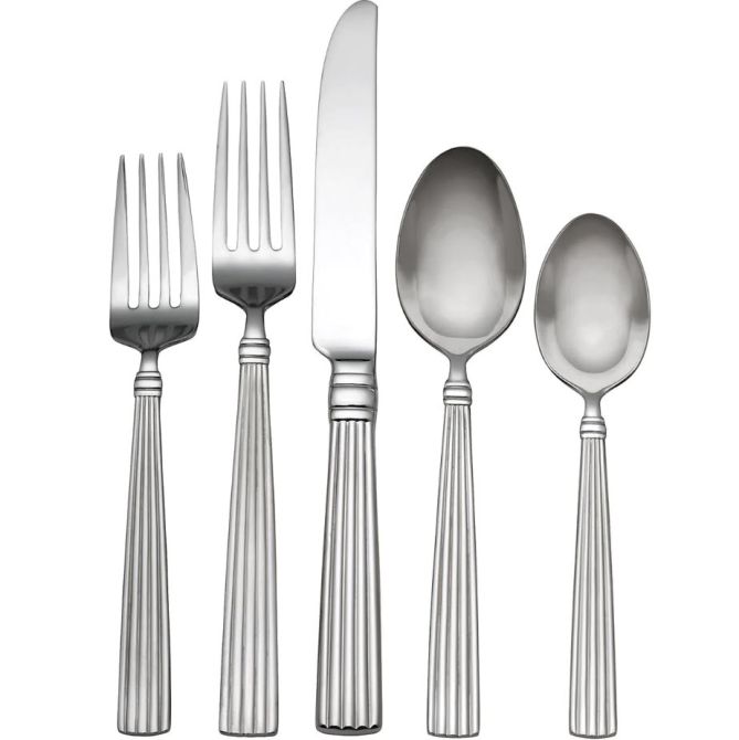 Reed & Barton Crescendo II Flatware, 65 Piece Set