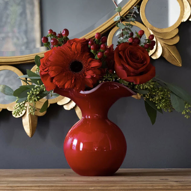 Vietri Hibiscus Glass Red Fluted Vase, Small