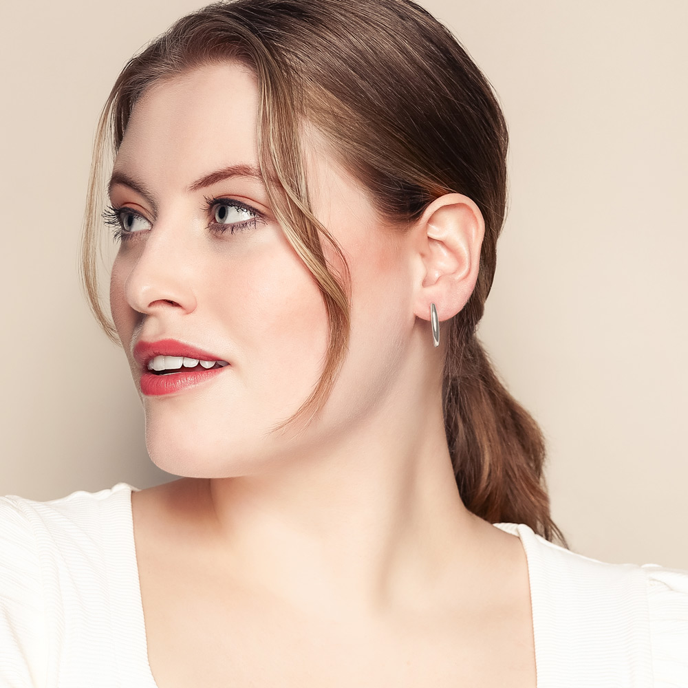 While Gold Small Oval Huggie Hoop Earrings