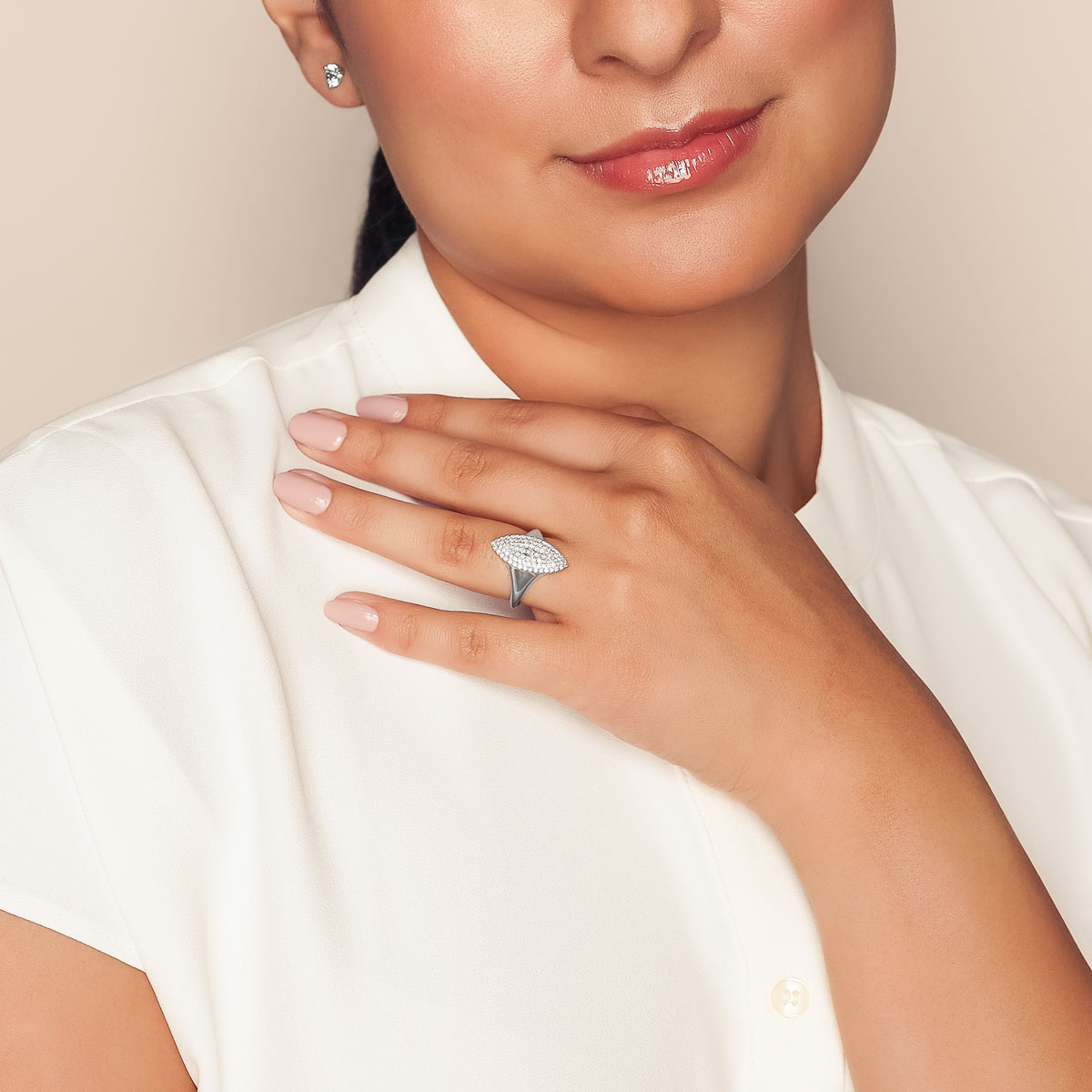 Diamond Pavé Vertical Marquise Ring in Platinum