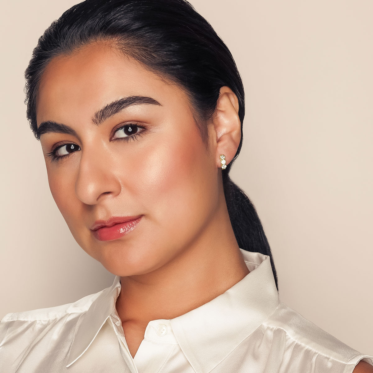 Round Diamond Trio Huggie Hoop Earrings in Yellow Gold, 1.86 cttw