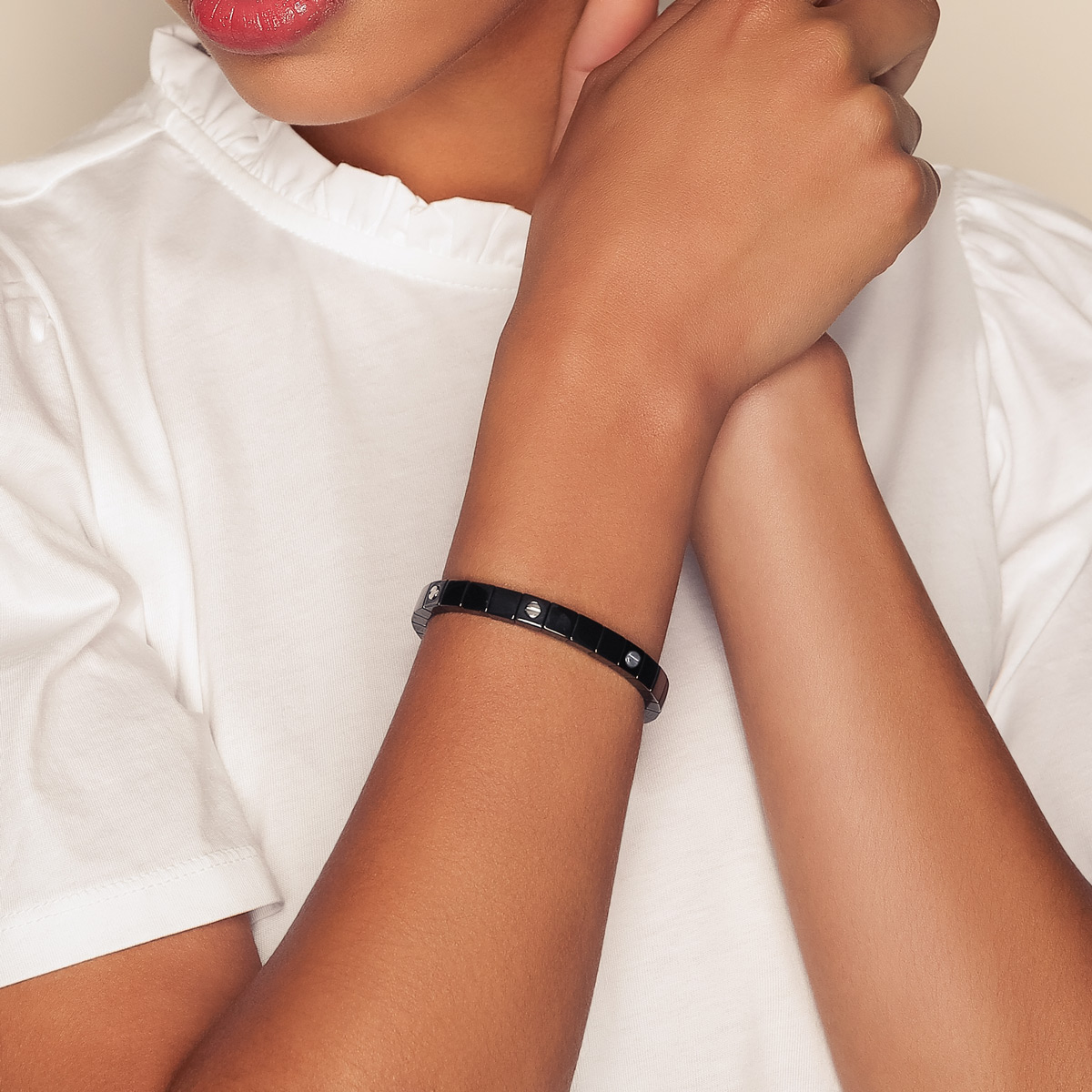 Demeglio 7 White Gold Dot Station Stretch Bracelet in Black Ceramic